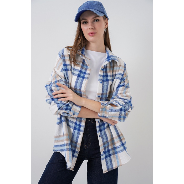 Kadın Ekose Desen Oversize Oduncu Gömlek 3854 A.Ekru
