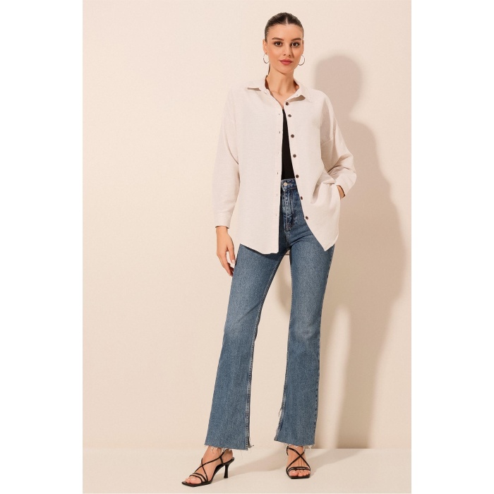 Kadın Krem Düz Oversize Uzun Basic Gömlek 3900