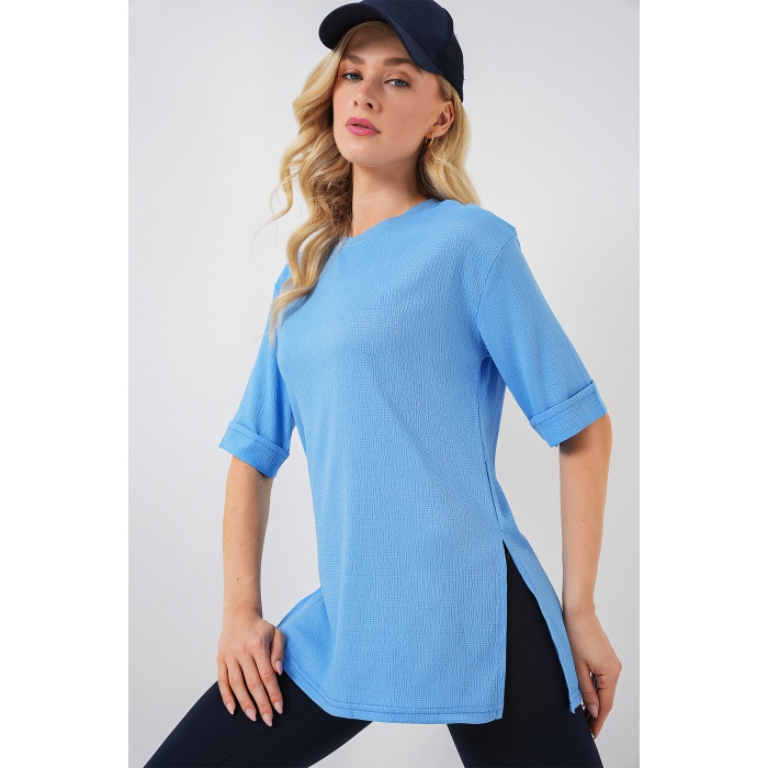 4332 Yanı Yırtmaçlı Örme Tişört - B.Mavi