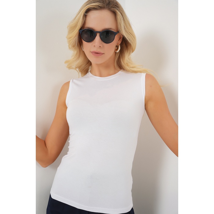 Kadın Kolsuz Body 4347 - Beyaz