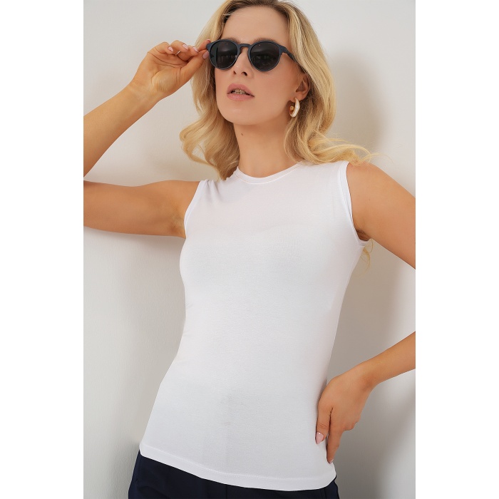Kadın Kolsuz Body 4347 - Beyaz