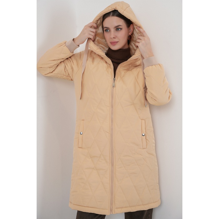 5138 Kapitone Uzun Şişme Mont - Bej