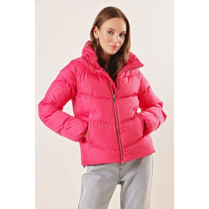 5205 Dik Yaka Fermuarlı Şişme Mont - Fuşya