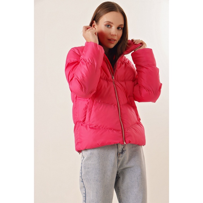 5205 Dik Yaka Fermuarlı Şişme Mont - Fuşya