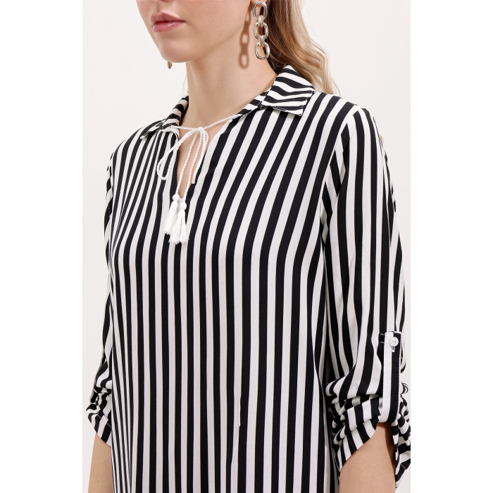 5613 Yaka Bağcıklı Çizgili Tunik - Siyah