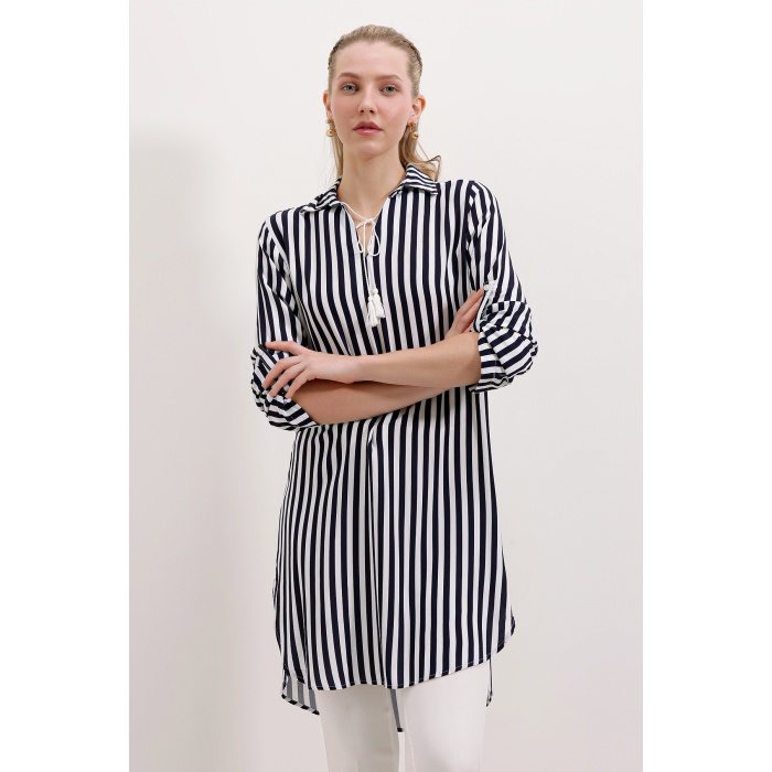 5613 Yaka Bağcıklı Çizgili Tunik - Lacivert