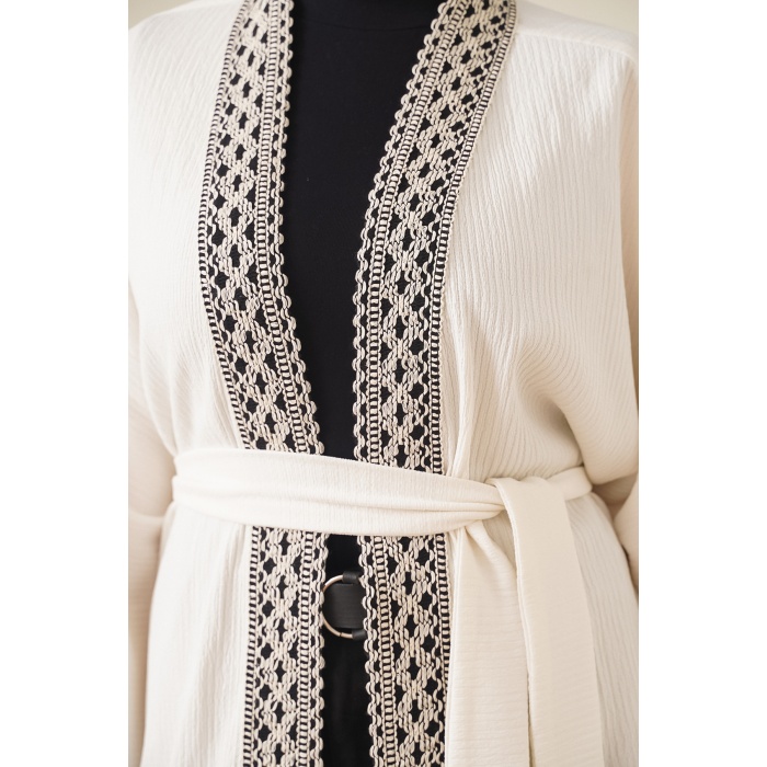 5865 Nakışlı Örme Uzun Kimono - Beyaz