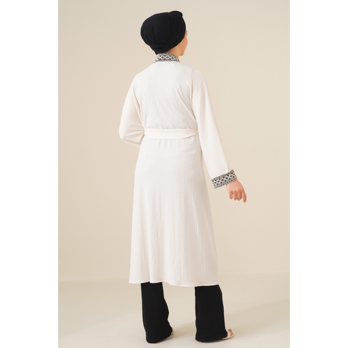 5865 Nakışlı Örme Uzun Kimono - Beyaz