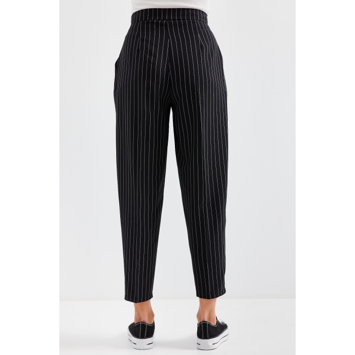 6637 Yüksek Bel Çizgili Kumaş Pantolon - Siyah