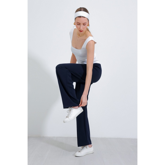 Kadın Lacivert Bol Paça Çımalı Pantolon 6662