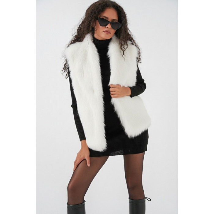 6804 Kadın Kürklü Yelek - Beyaz