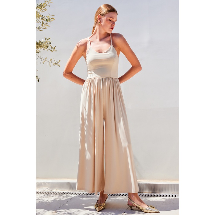 7029 Bol Paça Askılı Tulum - Bej