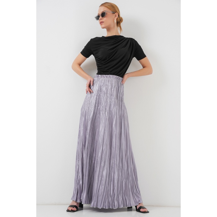 Kadın Uzun Kırışık Parlak Etek 8034 - Gri