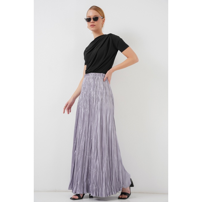 Kadın Uzun Kırışık Parlak Etek 8034 - Gri