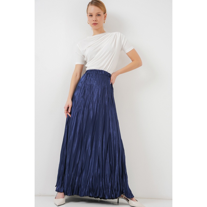 Kadın Uzun Kırışık Parlak Etek 8034 - D.Lacivert