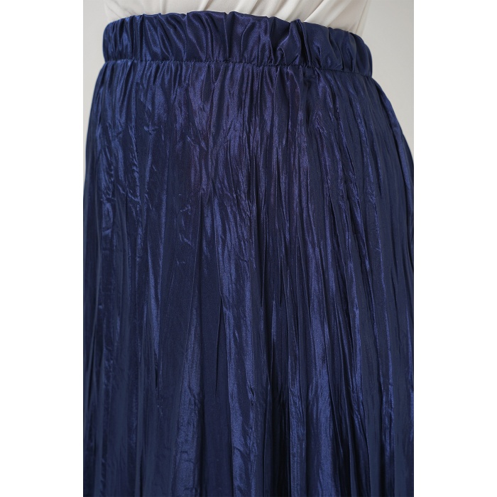 Kadın Uzun Kırışık Parlak Etek 8034 - D.Lacivert