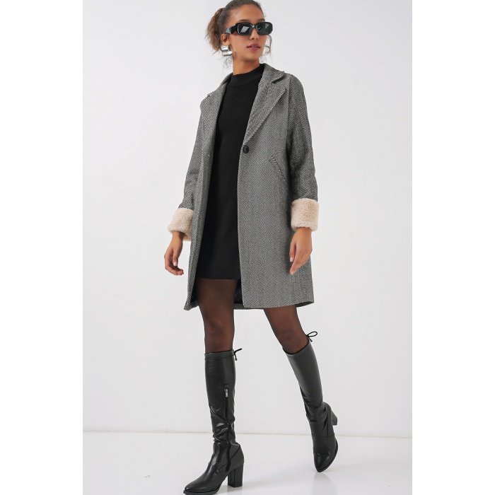 9085 Balık Sırtı Kaşe Kaban - C.Siyah