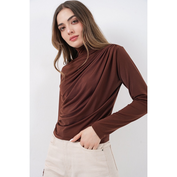 925 Büzgü Detaylı Sandy Bluz - A.Kahve