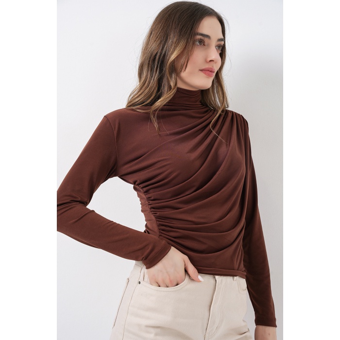 925 Büzgü Detaylı Sandy Bluz - A.Kahve