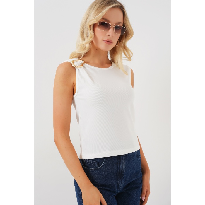 Kadın Kolsuz Basic Bluz 935 - Beyaz