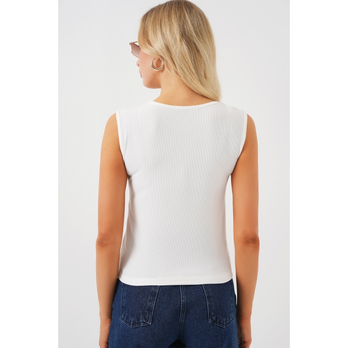Kadın Kolsuz Basic Bluz 935 - Beyaz