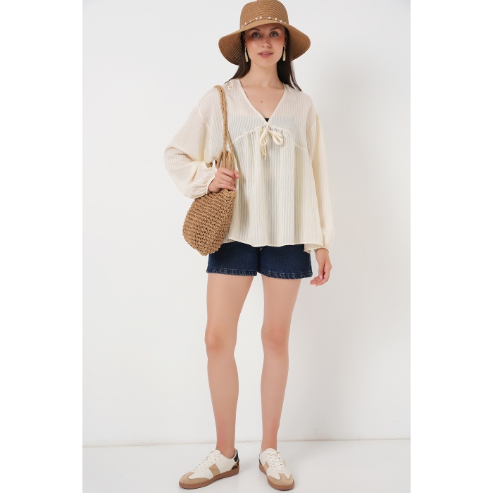 Kadın Önü Bağcıklı Uzun Kol Bluz 946 - Krem