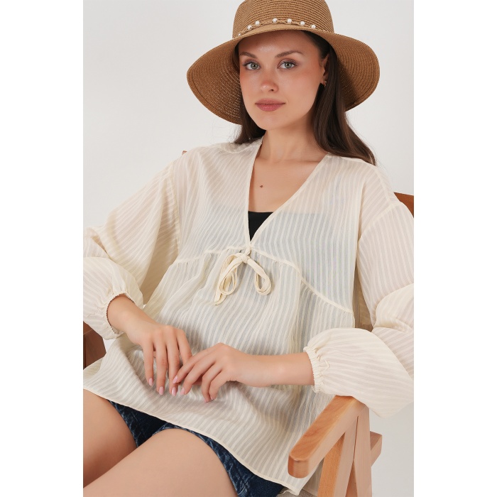 Kadın Önü Bağcıklı Uzun Kol Bluz 946 - Krem