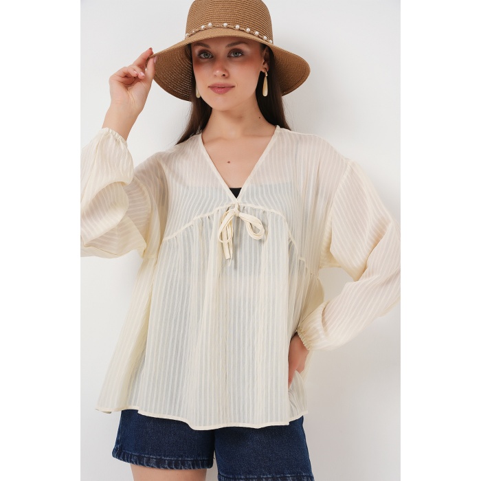 Kadın Önü Bağcıklı Uzun Kol Bluz 946 - Krem