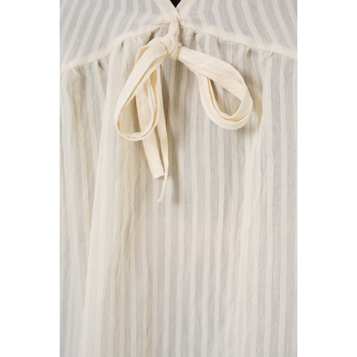 Kadın Önü Bağcıklı Uzun Kol Bluz 946 - Krem