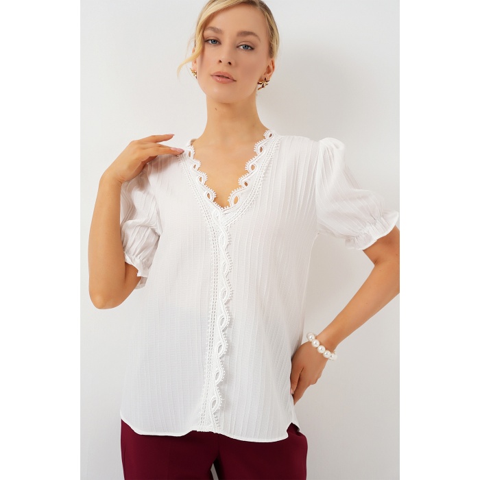 Kadın V Yaka Dantelli Bluz 956 - Beyaz