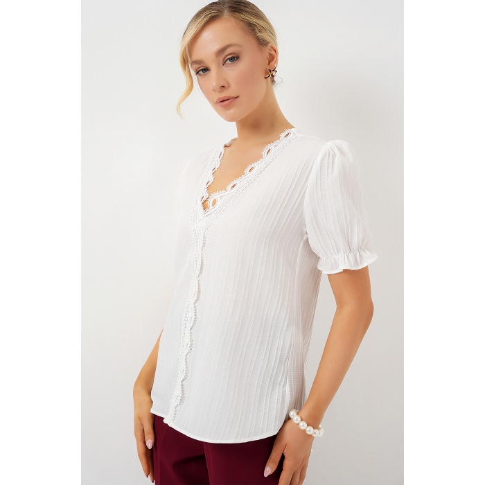 Kadın V Yaka Dantelli Bluz 956 - Beyaz