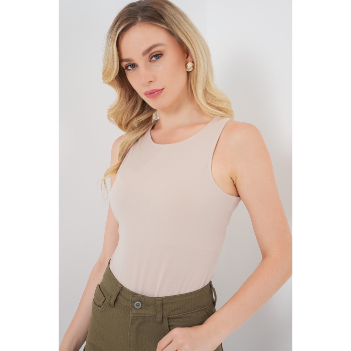 Kadın Halter Yaka Çıtçıtlı Body 972 - Bej