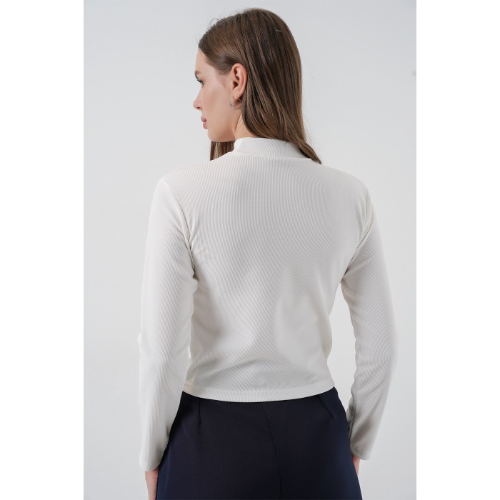 Kadın Çiçekli Örme Bluz 978 - Beyaz