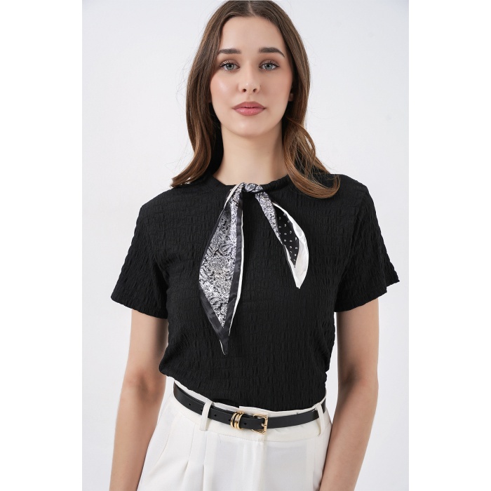 Kadın Kısa Kol Fularlı Örme Bluz 981 - Siyah