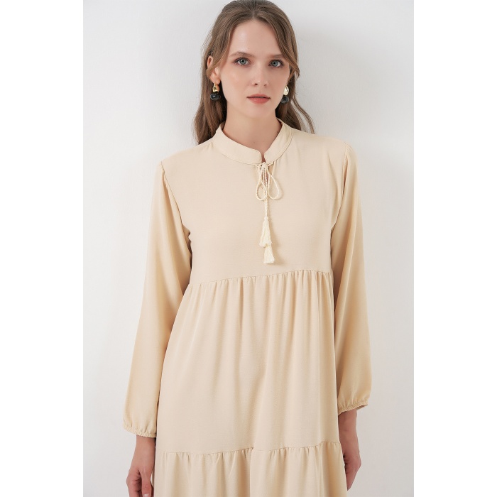 T1627 Yaka Bağcıklı Elbise - Krem