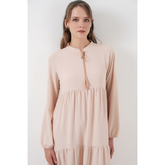 T1627 Yaka Bağcıklı Elbise - C. Bej