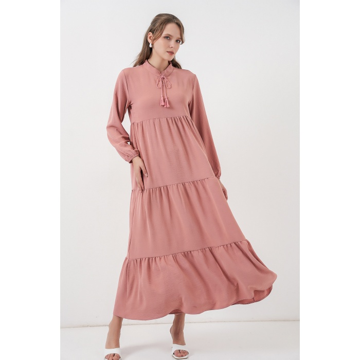 T1627 Yaka Bağcıklı Elbise - Pudra