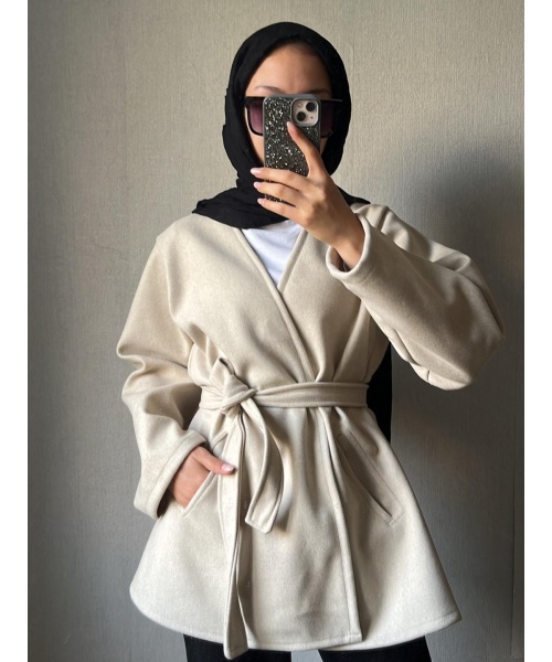 Geniş Yaka Cepli Kaşe Krem