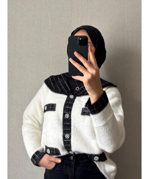 Beyaz Premium Peluş Kazak