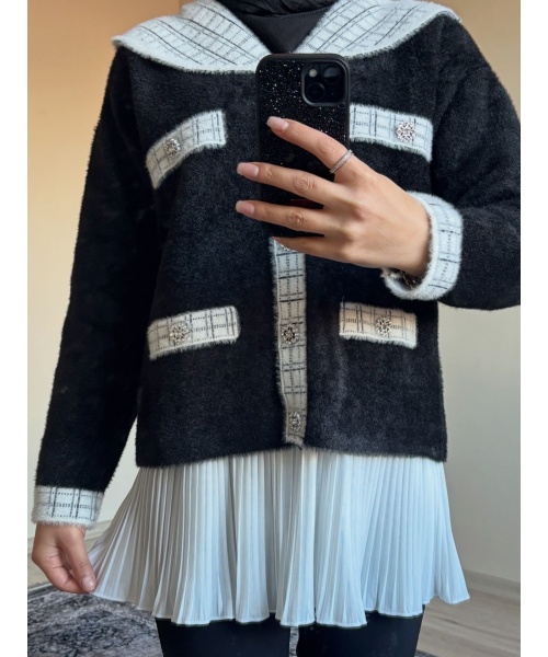 Beyaz Pileli İçlik