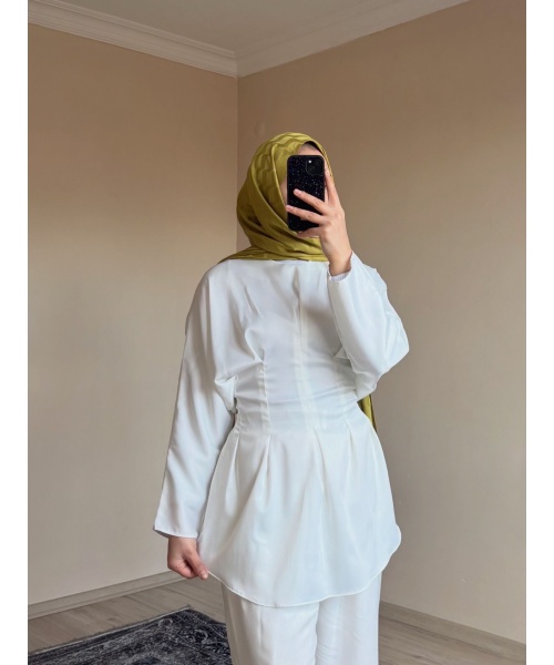 Pileli Üst Beyaz Saten
