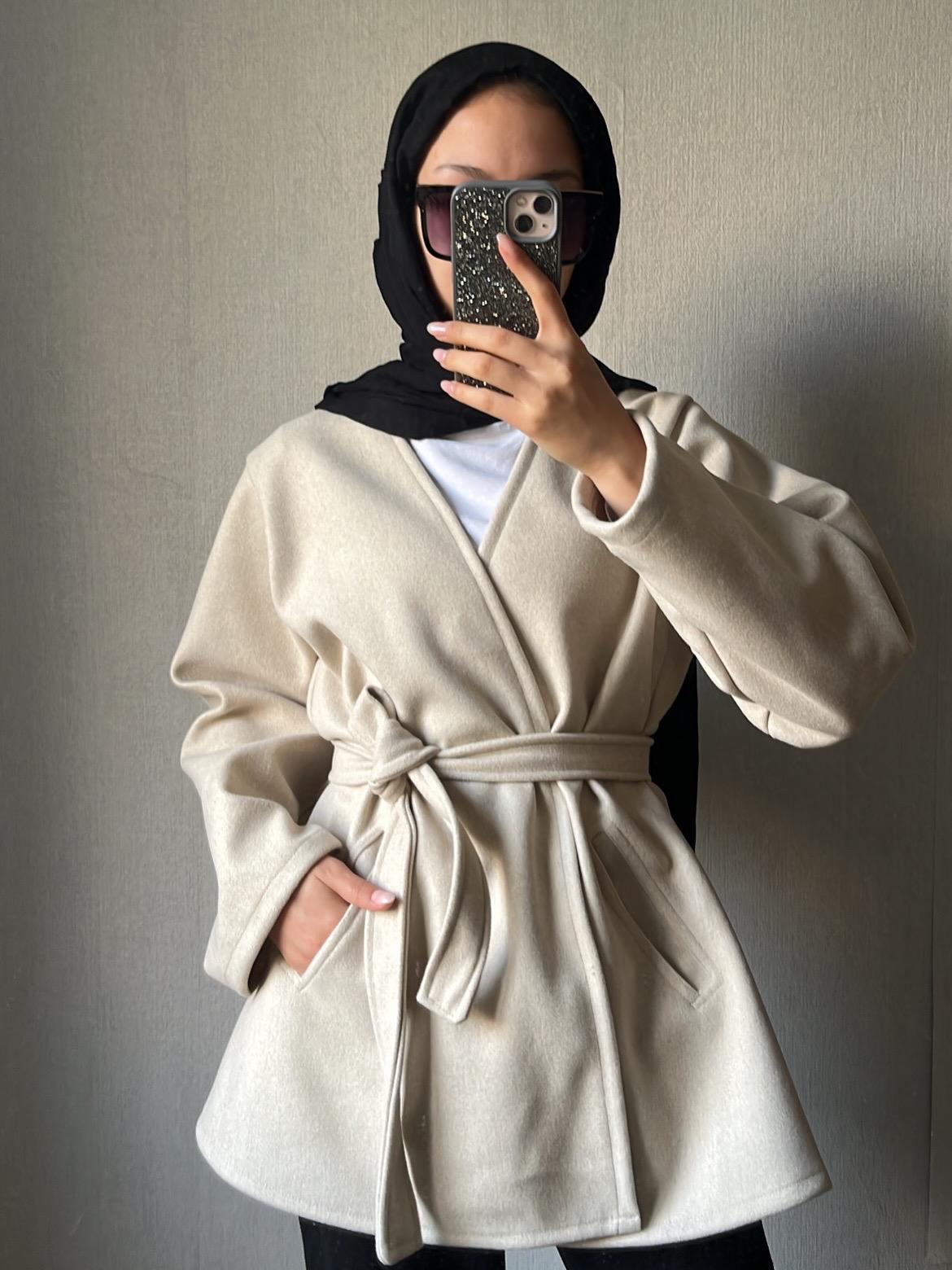 Geniş Yaka Cepli Kaşe Krem