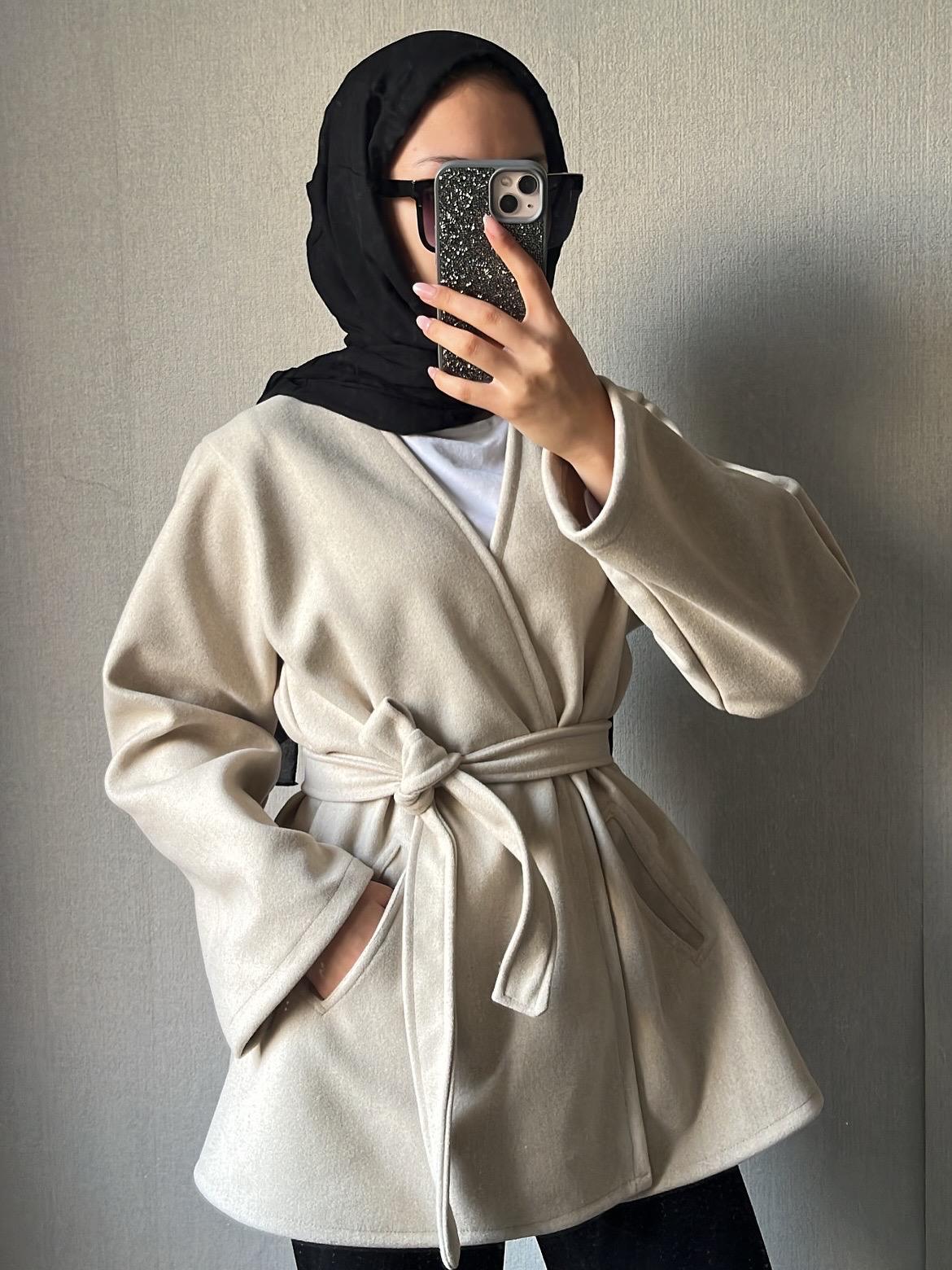 Geniş Yaka Cepli Kaşe Krem