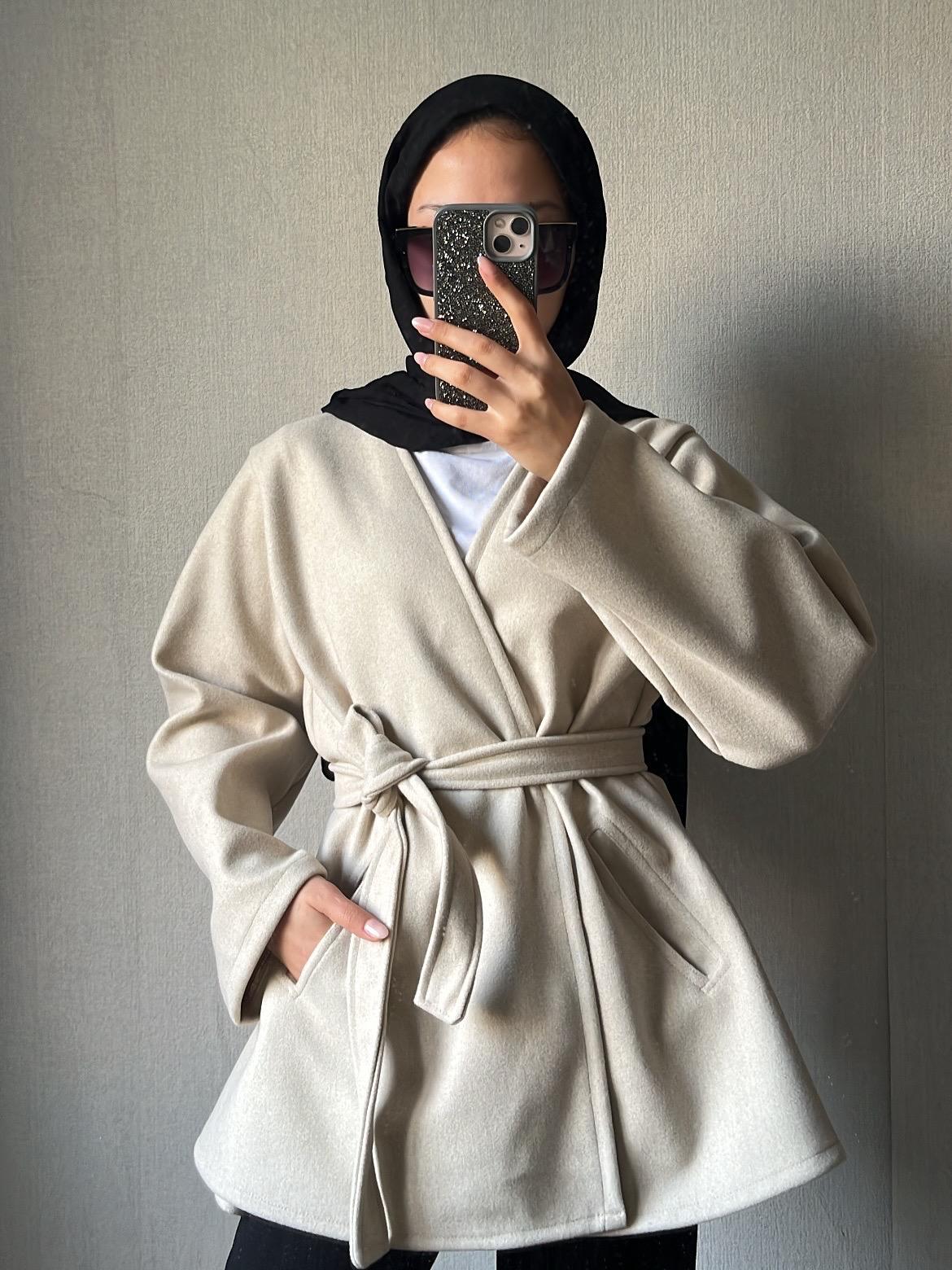 Geniş Yaka Cepli Kaşe Krem