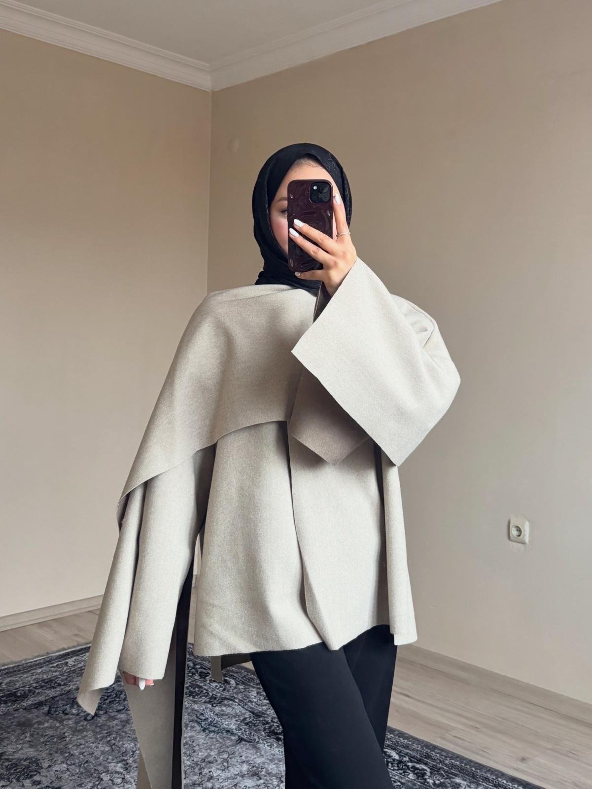 Salaş Üst Model Krem