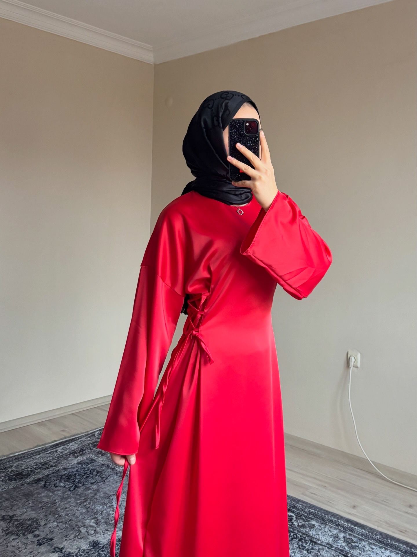 Rode Saten Elbise kırmızı