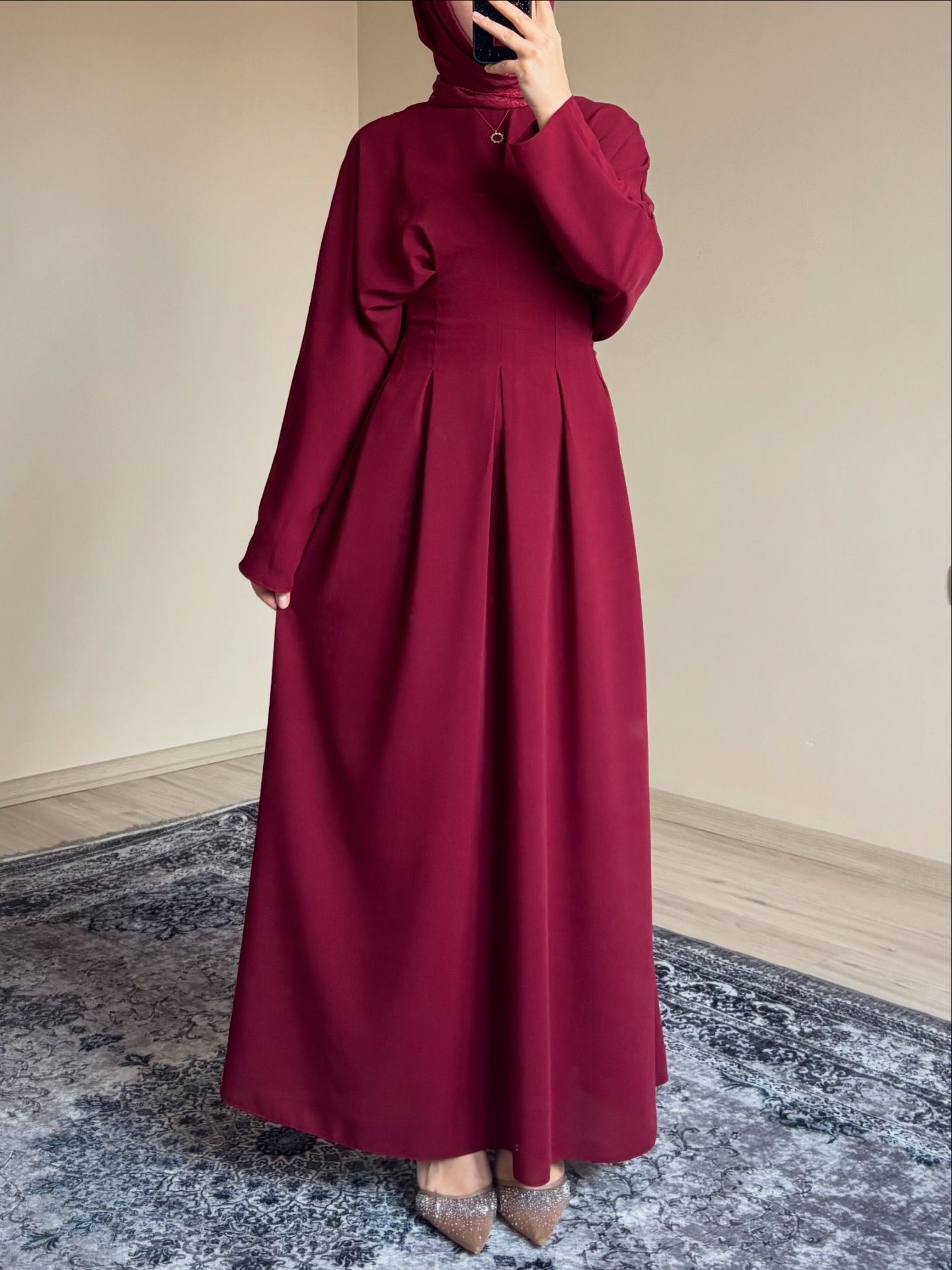 Belden Oturtmalı Bordo Elbise