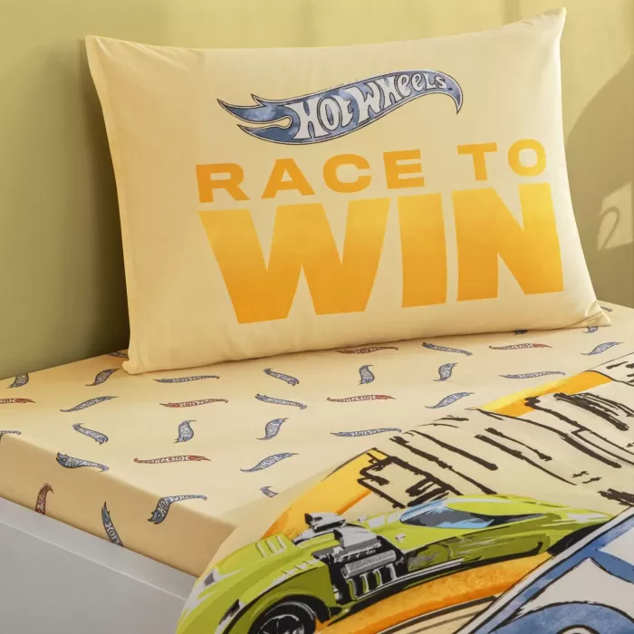 Taç Lisanslı Hot Wheels Winner Tek Kişilik Pamuk Nevresim Takımı