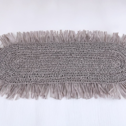 El Örgüsü Püsküllü Oval Runner – Doğal & Bohem Tasarım Gri