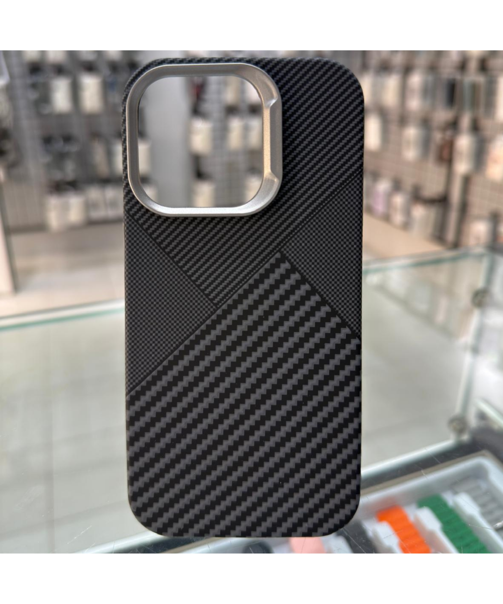 iPhone 15 Lüks Karbon Fiber Telefon Kılıfı Mat Desenli Sert Kapak ( Siyah )